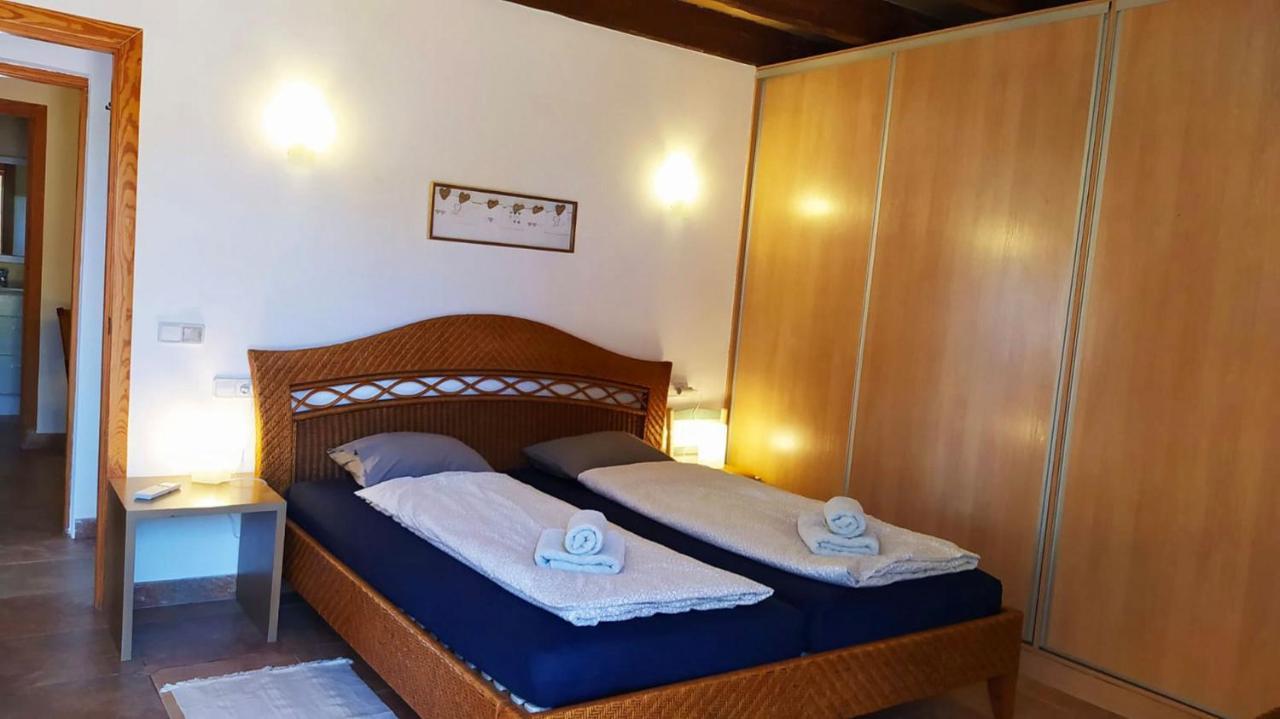 Finca Es Velar Santanyí Esterno foto
